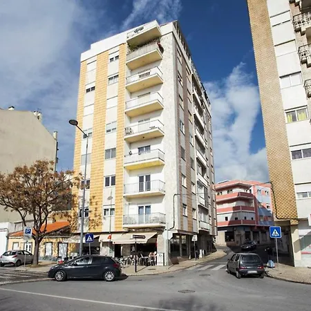 Choco House Apartment Setubal